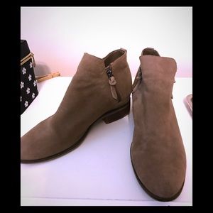 Steve Madden booties